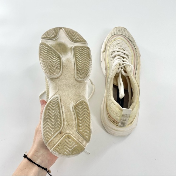 STEVEN by Steve Madden Massey Flocked Leather Neutral Lace-Up Minimal Sneakers - Picture 3 of 9